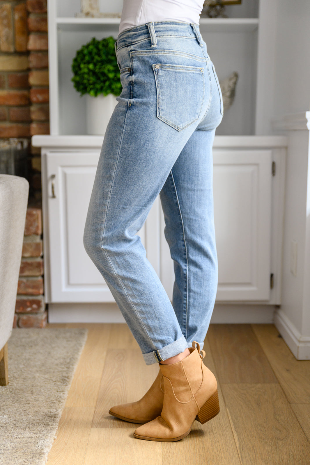 Mallory Mid Rise Bleach Wash Boyfriend Jeans